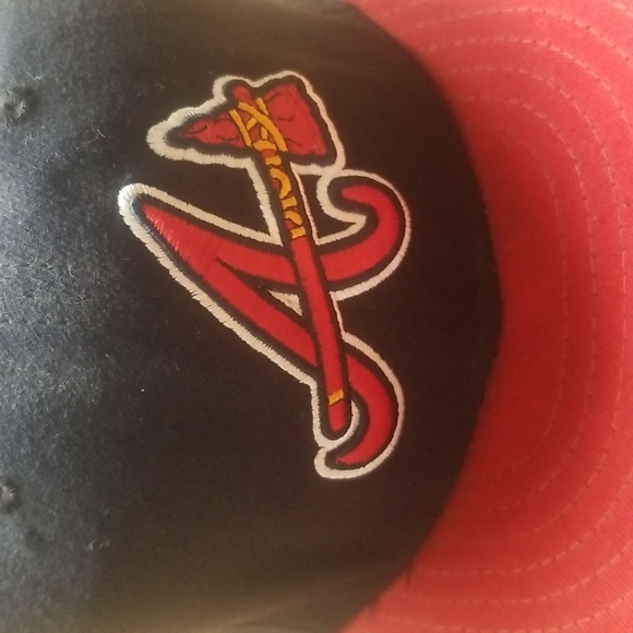 New Era Atlanta Braves fitted hat 7 3/8 - Picture 2 of 5